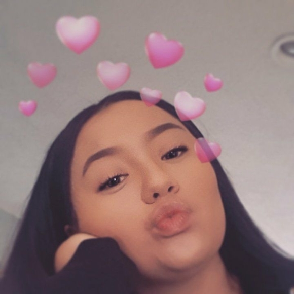 Meet your Posher, Pohanna - Picture 1 of 1